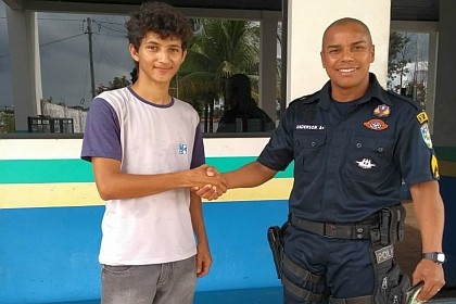 jovem_encontra_carteira_com_dinheiro-capa_vilhena_noticias_15-05-2018-87