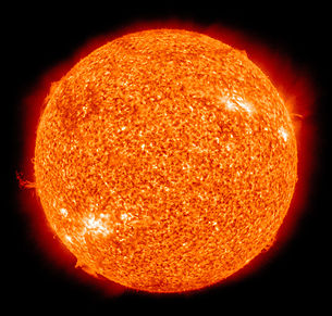 The_Sun_by_the_Atmospheric_Imaging_Assembly_of_NASA's_Solar_Dynamics_Observatory_-_20100819