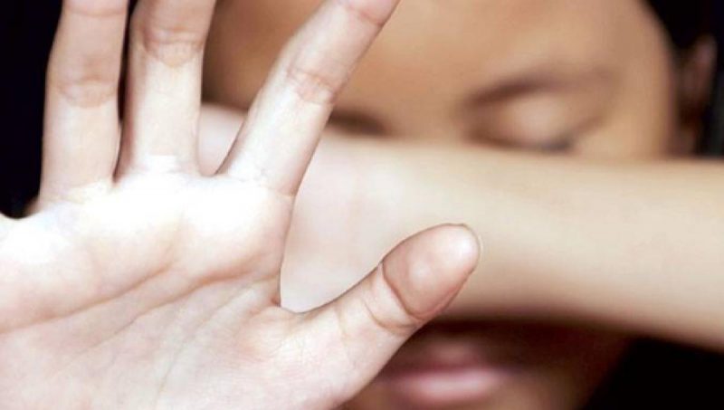 pais-tentam-que-filha-de-12-anos-faca-aborto