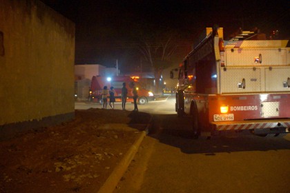 incendio-av-parana-capa_vilhena_noticias_17-01-2017-56