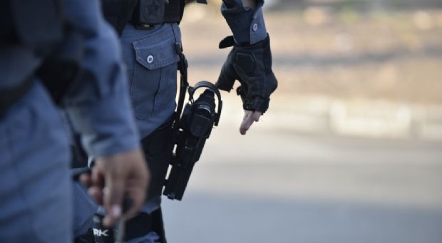 arma_policial