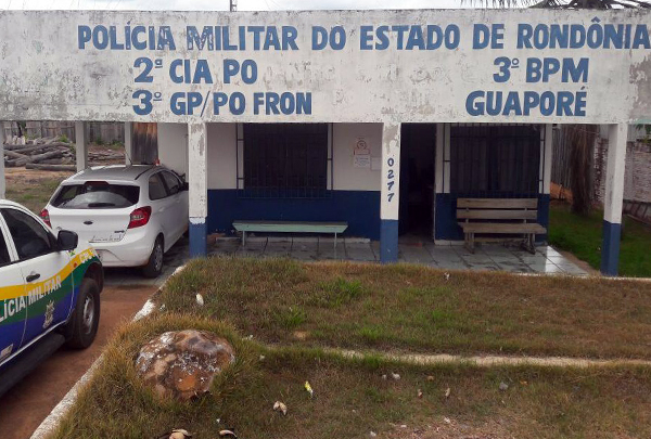 carro_roubado_carona_estranho