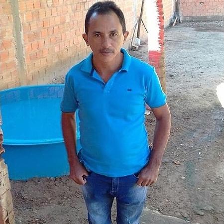 manoel-gomes-do-hit-caneta-azul-1572289764651_v2_450x450