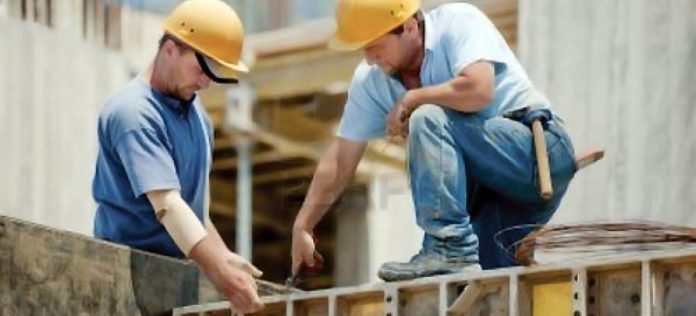 trabalhadores-construcao-1200x545_c