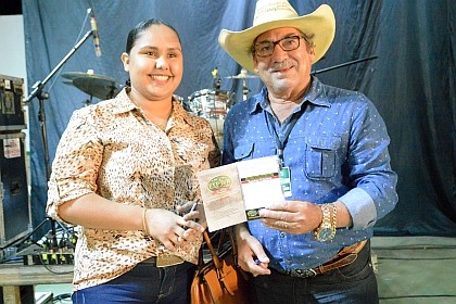 ganhadora_10mil-capa_vilhena_noticias_10-07-2017-66