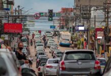 Proprietários de veículos com placa final zero devem atualizar licenciamento anual até 31 de outubro