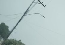 Forte chuva no horário de transporte escolar deixa Vans ilhadas em Vilhena