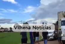 Caminhão e carro se envolvem em acidente na rotatória da BR-364, em Vilhena