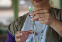 Vacina contra Mpox é ofertada de forma estratégica no SUS para grupos com maior risco de exposição
