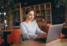 Como escolher o melhor notebook para estudar e trabalhar sem erro