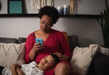 Como monitorar o WhatsApp do meu filho: guia prático para proteger seus filhos online sem invadir a confiança