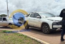 Batida entre Fiat Toro e Fiat Uno é registrada em rotatória da BR-364 em Vilhena