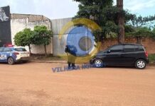 Ônibus colide em carro estacionado e motorista deixa local sem prestar esclarecimentos em Vilhena