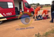 Motociclista sofre queda após passar por quebra-molas a caminho do Hospital Regional, em Vilhena