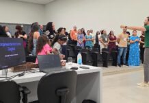Curso solicitado por Amanda Areval de Empreendedorismo Digital capacita vilhenenses em tecnologias para aumento das vendas