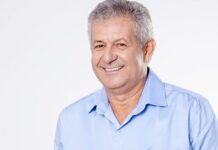 Carlos Magno confirma pré-candidatura a deputado estadual nas próximas eleições
