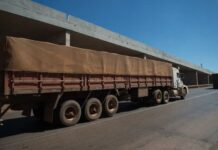 MPF firma acordo para assegurar cumprimento da legislação sobre transporte de cargas por empresa em Rondônia
