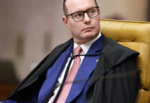 Ministro Cristiano Zanin prorroga horário de votação até as 19h em todo o Brasil